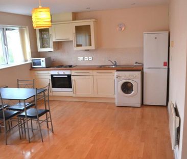 2 bedroom apartment to rent - Photo 4