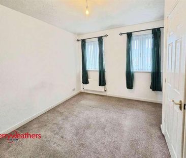 Hazel Court, Ravenfield, Rotherham, S65 - Photo 2