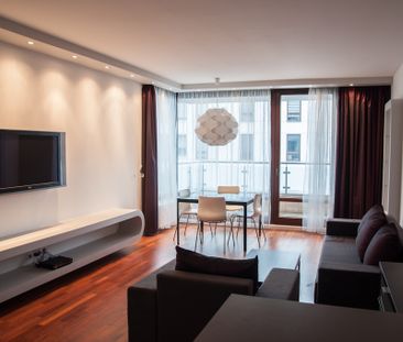 Apartament wynajem Poznań Centrum Kazimierza Wielkiego 56m2 - Zdjęcie 1