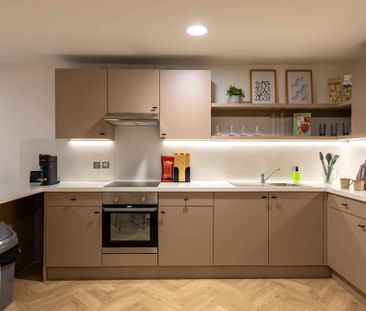 Platinum Ensuite - Photo 4