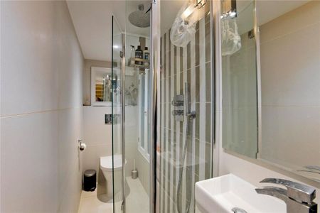 3 bedroom apartment to rent - Photo 2