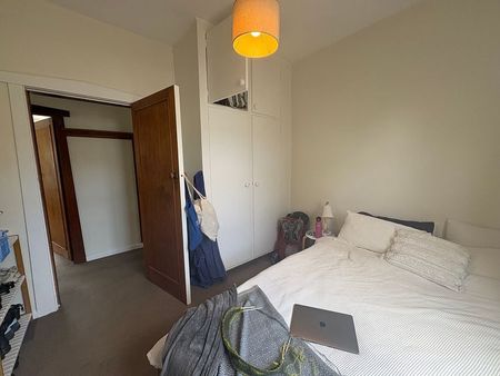 Charming 4BR Home w/ Garden & Deck! - Photo 2