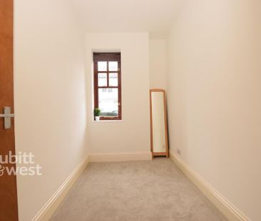 2 bedroom maisonette to rent - Photo 3