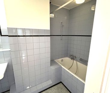 Charmante 5.5-Zimmer-Dachwohnung in St. Gallen – Altbau mit Balkon - Photo 5
