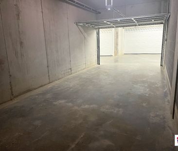Appartement met 2 slaapkamers en garage in Oostrozebeke - Photo 4