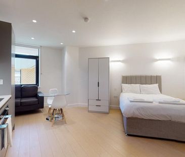 Studio to rent - Photo 4