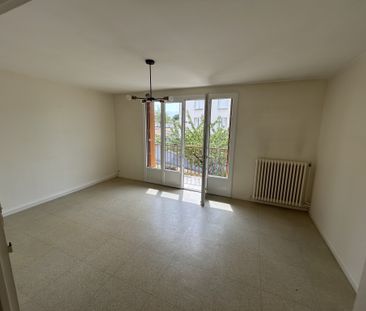 Location Appartement 4 pièces 71m² SAUMUR 49400 - Photo 1