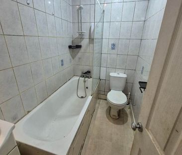 2 Bed Detached House, Willett Road, CR7 - Photo 5