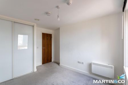 2 bedroom penthouse to rent - Photo 3