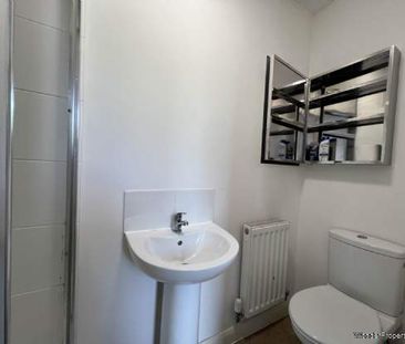 1 bedroom property to rent in Salford - Photo 6