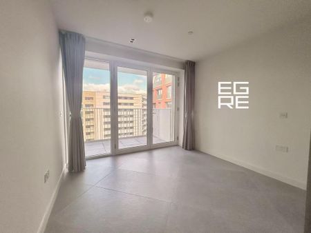 3 bedroom apartment to rent - Photo 2