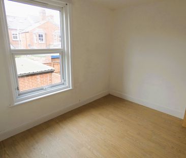 1 bed Apartment - To Let - Photo 1