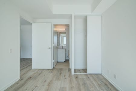 For Lease - 1000 Portage Parkway Unit# 2107, Vaughan, Ontario - Photo 5