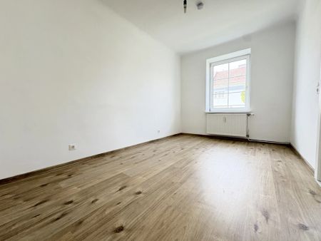 Sonnig, zentrumsnah, 2-Zimmer-Wohnung! - Foto 2