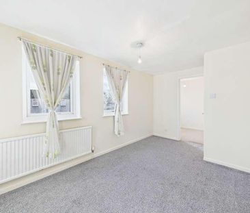 Neston Gardens, Leicester, LE2 - Photo 4