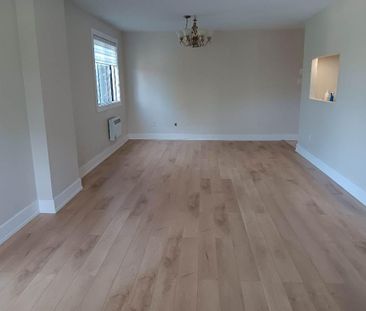 GRAND CONDO 4 1/2 LUMINEUX À LOUER - ANJOU - Photo 2