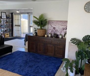 Newly renovated HOUSE AT THE TOP LOCATION - Photo 5