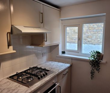 2 Bed Flat, Steele Road, E11 - Photo 4