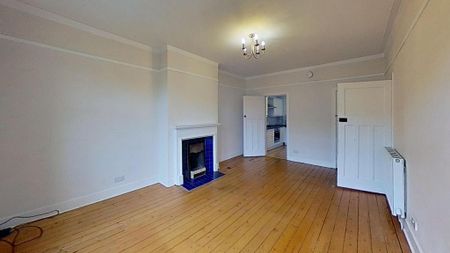 3 bedroom flat to rent - Photo 2