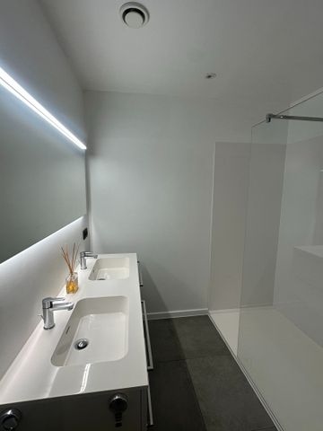 Prachtig gelijkvloers appartement met ruim terras en privatieve tuin - Photo 2