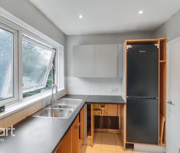 3 bedroom flat to rent - Photo 1