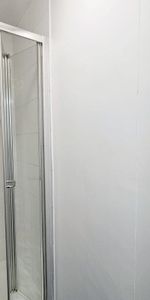 Bellevue Road, SOUTHAMPTON - Photo 3