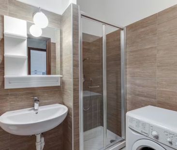 Via Curtatone, Milan, Lombardy 20122 - Photo 1