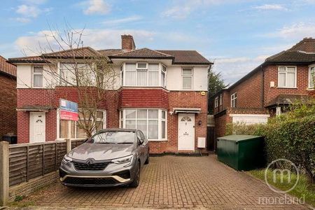 Pennine Drive, Golders Green Estate, NW2 - Photo 5