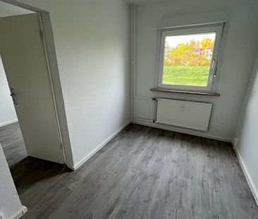 Für Ihre GROßARTIGE Familie , 6 Zimmer Wohnung möchte bewohnt werden - Foto 5