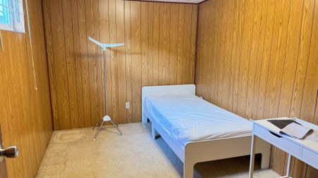 For Lease - 122 Rifle Range Road Unit# # Basement, Hamilton, Ontario - Photo 2