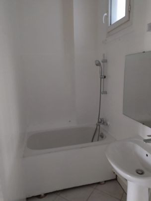 Location Appartement 2 pièces 29m² MONTREUIL 93100 - Photo 1