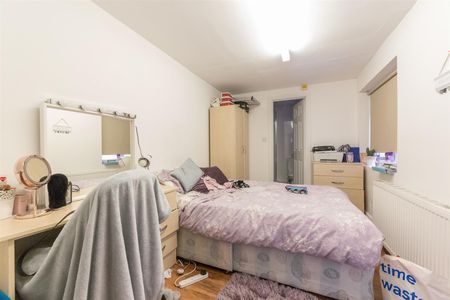 3 bed flat to rent in Dinsdale Road, Sandyford, NE2 - Photo 5