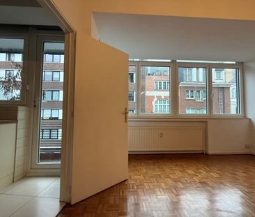 Appartement te huur - Foto 3