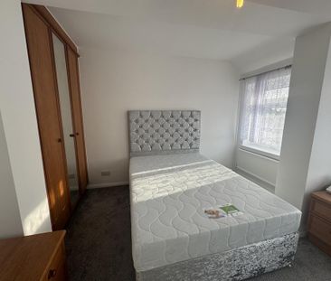 1 bedroom house of multiple occupation to rent - Photo 2