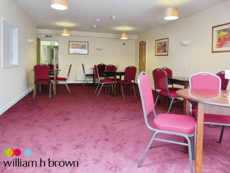 1 bedroom retirement property to rent - Photo 3