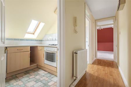 Tresilian Avenue, N21, London - Photo 2