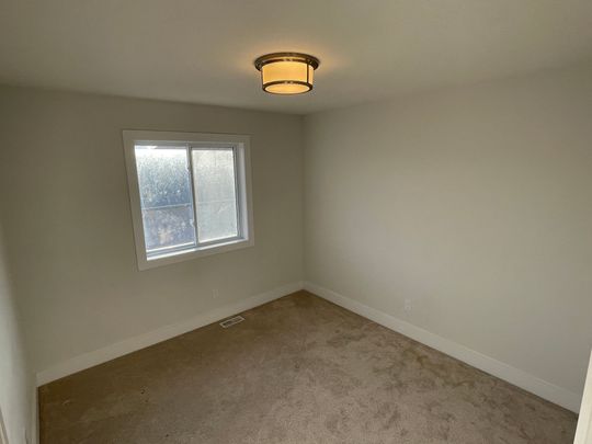 For Lease - 167 Forest Creek Drive, Kitchener, Ontario - Photo 1