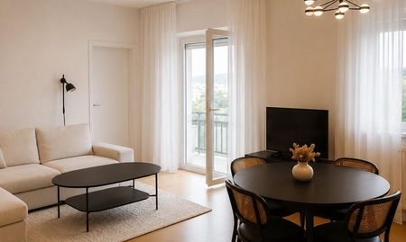 Na prenájom zariadený 2 izbový byt balkón, 1. mája, Pezinok - Fotografia 2