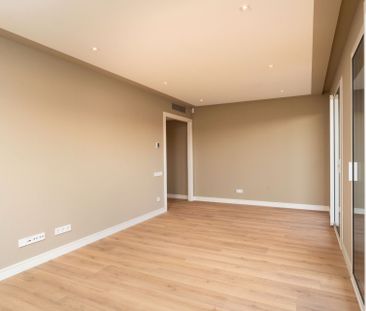 Planta baja de alquiler en Ronda de Jean Monnet, 230, Can Gambús - Photo 1