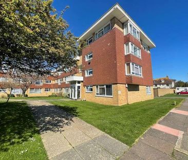 College Gardens, Worthing, BN11 - Photo 2