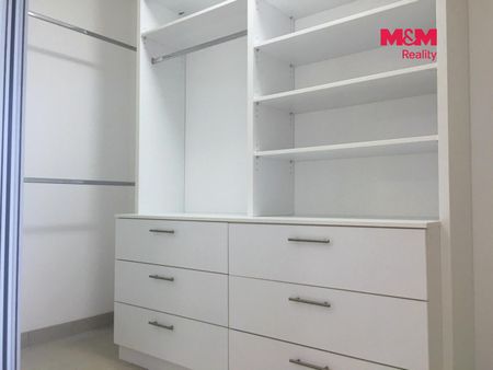 Pronájem bytu 4+kk 120 m² - Fotografie 5