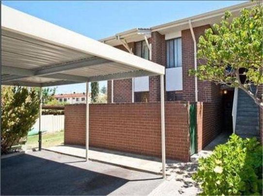 2 x 1 unit with quick walk to beach - Photo 1