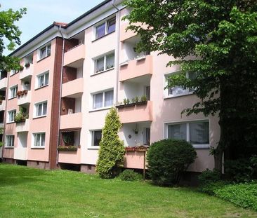 Ruhige, helle 3-Zimmer-Wohnung mit Balkon - Foto 4