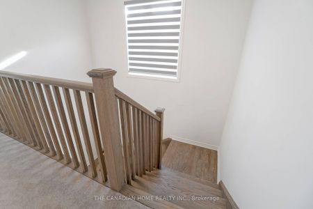 Detached Home For Lease | W8136606 - Photo 5