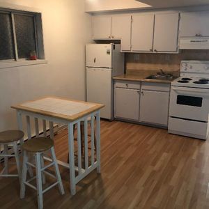 Grand 3 1/2 à louer Metro Montmorency - Photo 2