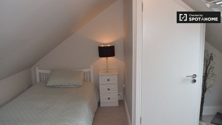 Room for rent in charming 5-bedroom house, Drumcondra Dublin - Photo 2