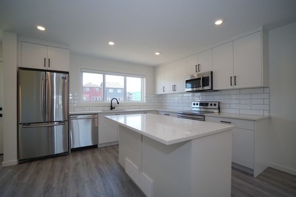 2704-2766 Chokecherry Place SW, Edmonton, AB, Paisley - Photo 1