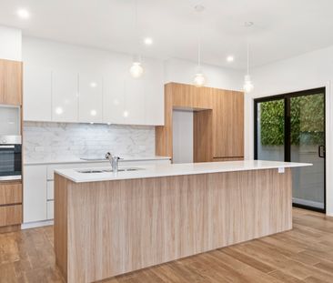 14/2 Berrigan Crescent, O'Connor ACT 2602 - Townhouse For Rent | Do... - Photo 1