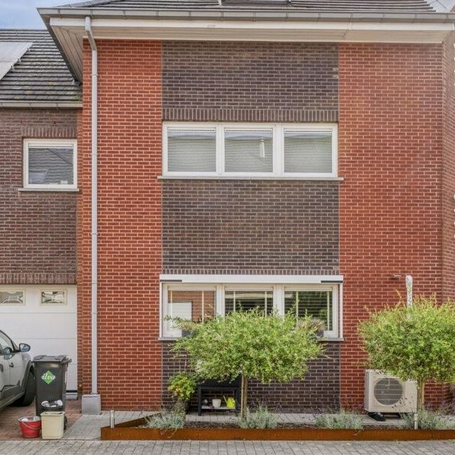 Appartement te huur in Denderleeuw voor € 900 met 2 slaapkamers - Foto 1