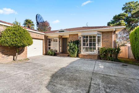 EAST DONCASTER SCHOOL ZONE - Photo 2